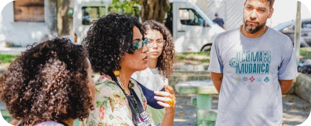 Equipe Visão Coop em ambiente ao ar livre